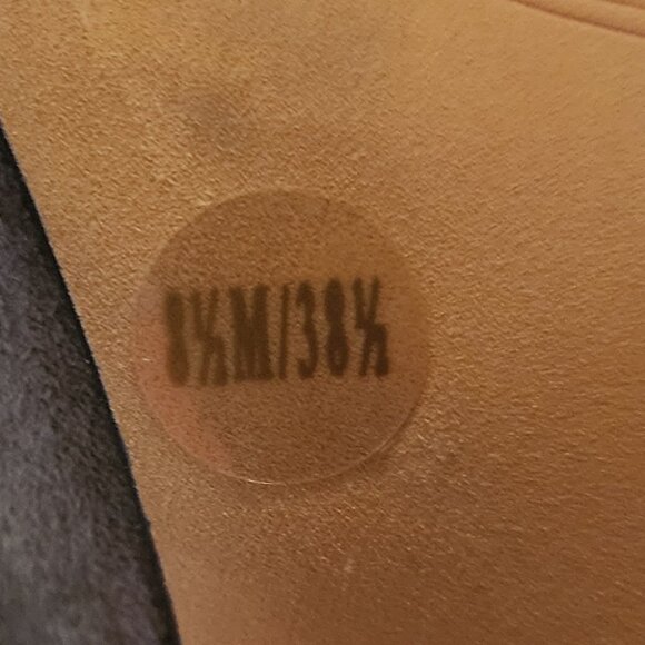 Vince Camuto Abesta Peep Toe Ankle Bootie - Picture 6 of 6